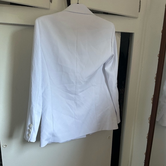 alice + Olivia Denny notch collar white boyfriend blazer - Picture 6 of 9